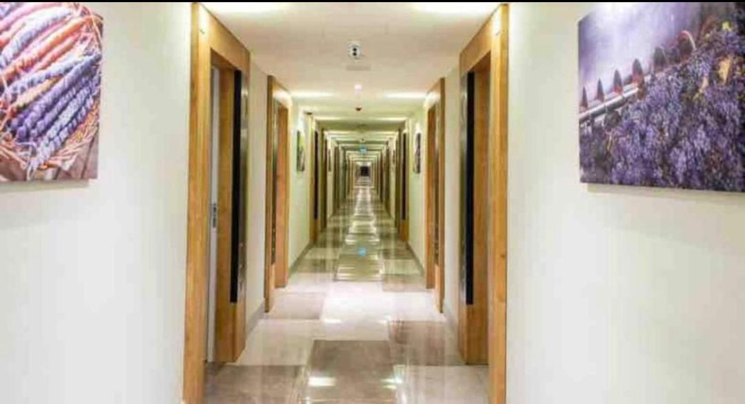 Lamar Hotel Батуми Стая снимка