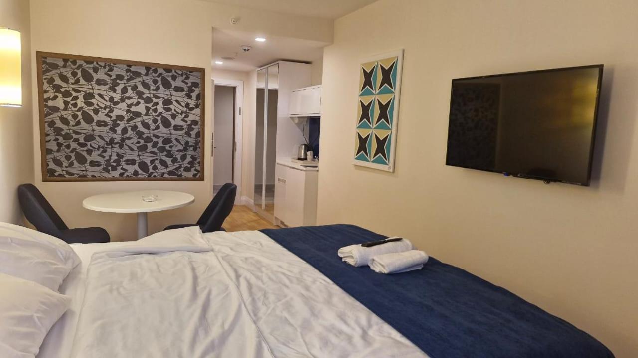 Lamar Hotel Батуми Екстериор снимка