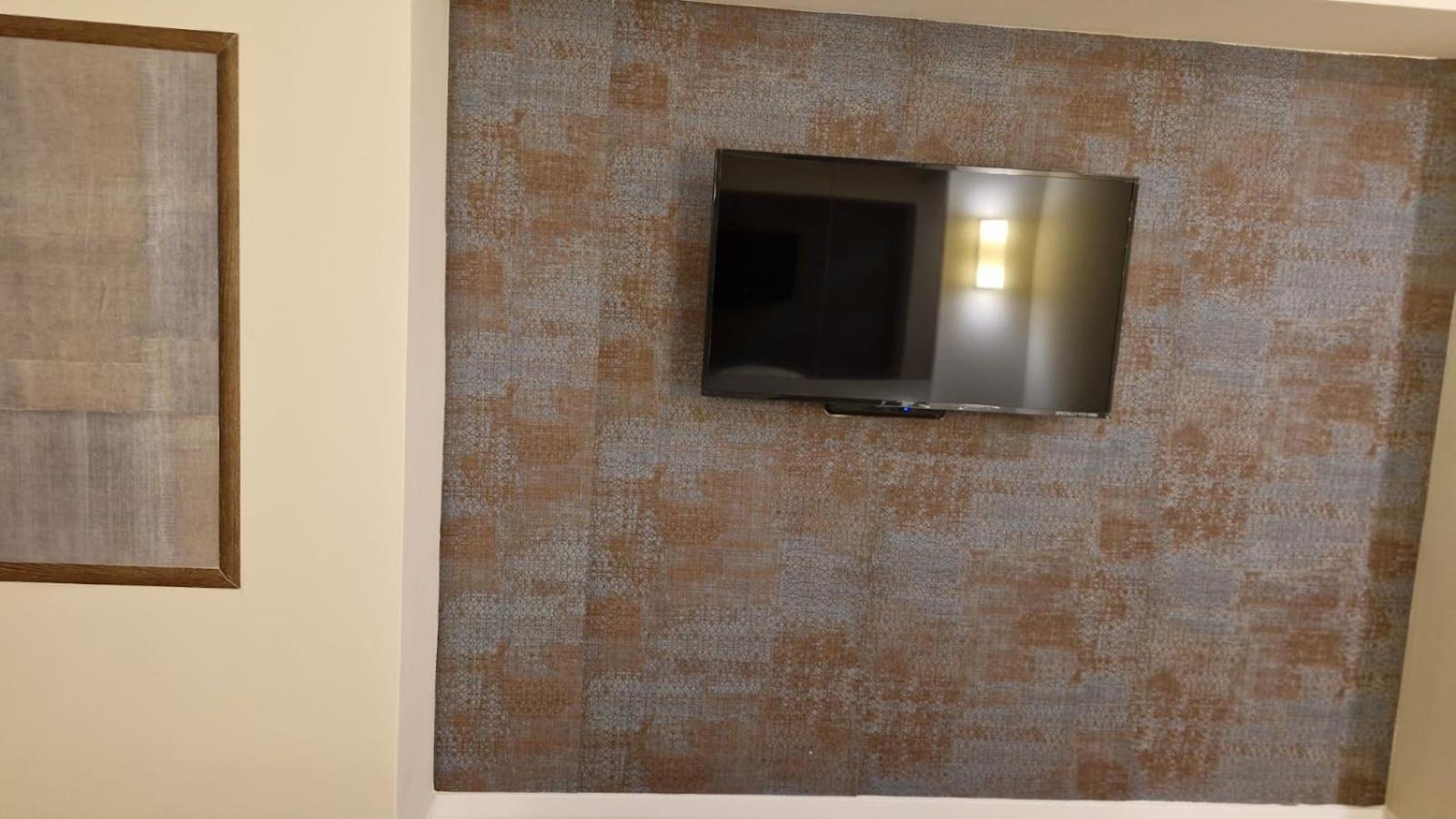 Lamar Hotel Батуми Екстериор снимка