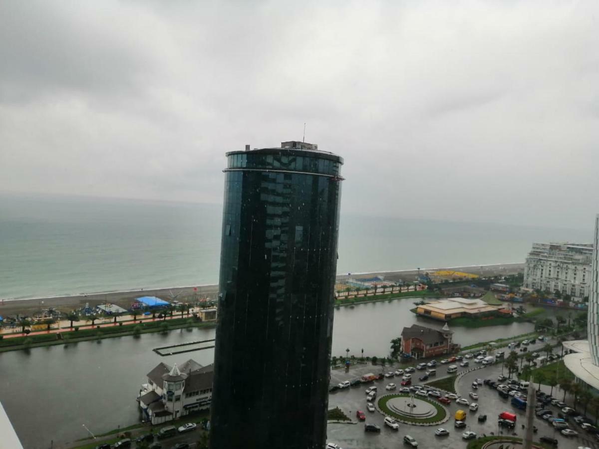 Lamar Hotel Батуми Екстериор снимка